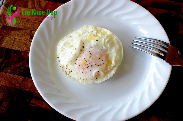 Cách làm trứng luộc bằng lò vi sóng