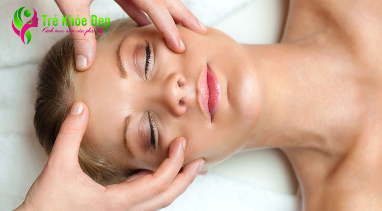 Lợi ích của việc massage mặt là giảm nhức đầu, đau tai hoặc khóa xương hàm