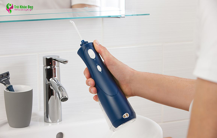 Máy tăm nước cho người niềng răng phải có nhiều cài đặt áp suất nước để bạn sử dụng theo nhu cầu của mình 