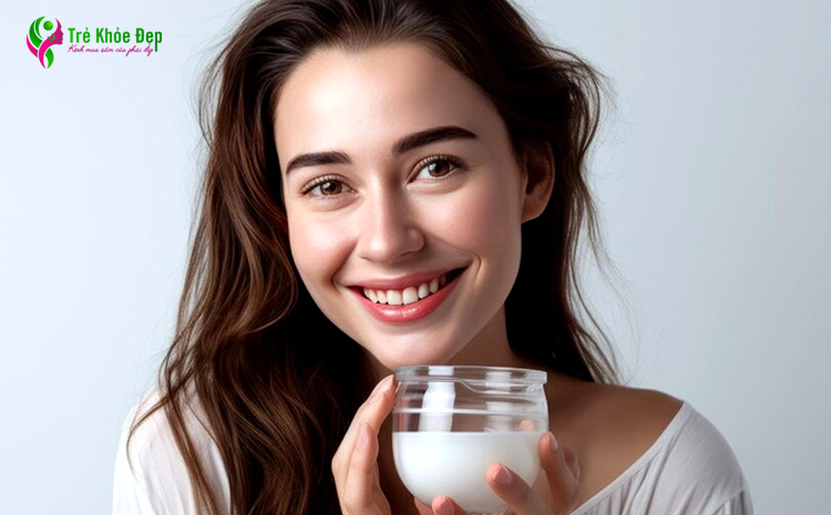 Làm sáng da là một trong những tác dụng rửa mặt bằng sữa tươi không đường